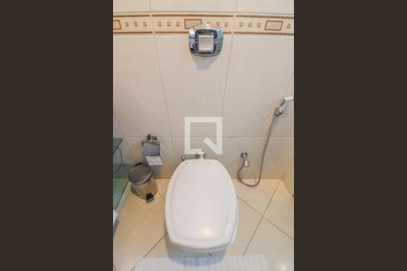 Apartamento à venda com 260m², 5 quartos e 4 vagasSuíte 2 - Banheiro