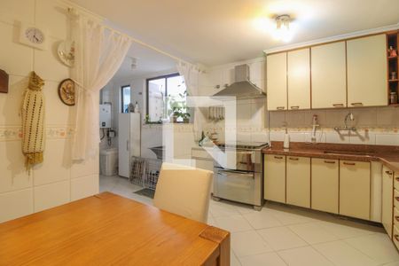 Apartamento à venda com 260m², 5 quartos e 4 vagasCozinha