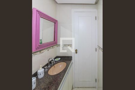 Apartamento à venda com 260m², 5 quartos e 4 vagasSuíte 4 - Banheiro