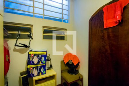 Casa à venda com 225m², 4 quartos e 2 vagas Casa à venda com 225m², 4 quartos e 2 vagasQuarto 2