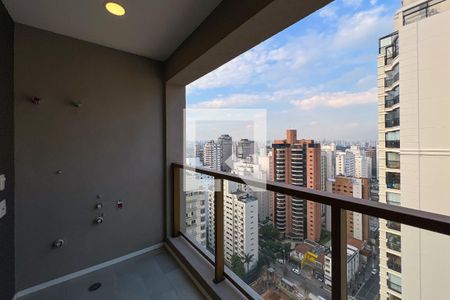 Varanda de kitnet/studio para alugar com 1 quarto, 26m² em Vila Nova Conceição, São Paulo