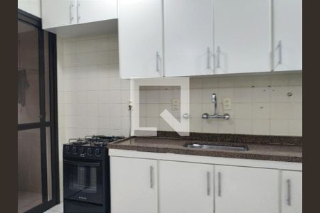 Apartamento para alugar com 130m², 3 quartos e 1 vaga Apartamento para alugar com 130m², 3 quartos e 1 vagaCozinha