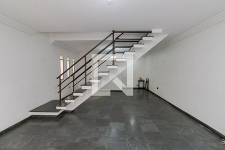Sala de casa para alugar com 3 quartos, 241m² em Vila Vera, São Paulo
