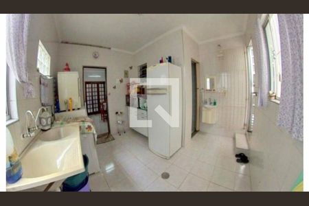 Casa à venda com 250m², 3 quartos e 4 vagas