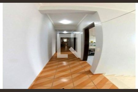Casa à venda com 250m², 3 quartos e 4 vagas