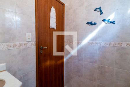 Casa à venda com 140m², 4 quartos e 2 vagas Casa à venda com 140m², 4 quartos e 2 vagasLavabo