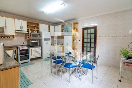 Casa à venda com 140m², 4 quartos e 2 vagas Casa à venda com 140m², 4 quartos e 2 vagasCozinha