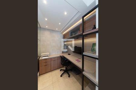 Apartamento à venda com 92m², 2 quartos e 2 vagas Apartamento à venda com 92m², 2 quartos e 2 vagasEscritório