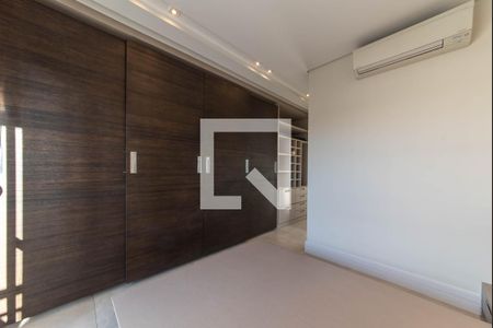 Apartamento à venda com 92m², 2 quartos e 2 vagas Apartamento à venda com 92m², 2 quartos e 2 vagasSuíte