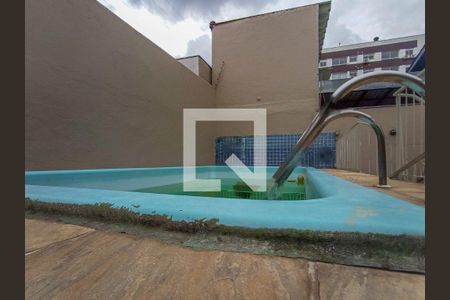 Casa à venda com 220m², 3 quartos e 4 vagas
