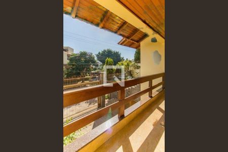 Casa à venda com 300m², 3 quartos e 6 vagas