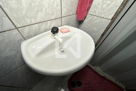 Casa à venda com 120m², 3 quartos e sem vagaPia do Banheiro 2