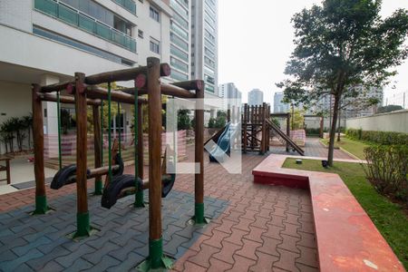 Apartamento à venda com 138m², 4 quartos e 2 vagasÁrea comum - Playground