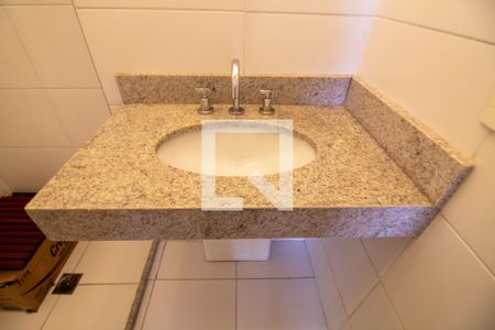 Apartamento à venda com 138m², 4 quartos e 2 vagasBanheiro