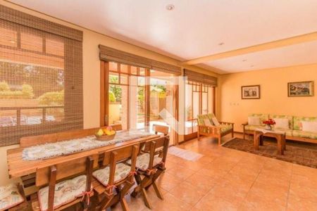 Casa à venda com 600m², 4 quartos e 4 vagas