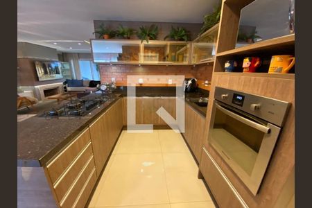 Casa à venda com 3 quartos, 234m² em Sarandi, Porto Alegre