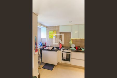 Apartamento à venda com 67m², 2 quartos e 2 vagas Apartamento à venda com 67m², 2 quartos e 2 vagasCozinha e Área de Serviço