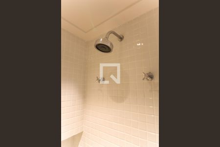 Apartamento à venda com 67m², 2 quartos e 2 vagas Apartamento à venda com 67m², 2 quartos e 2 vagasBanheiro da Suíte