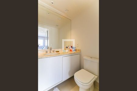 Apartamento à venda com 67m², 2 quartos e 2 vagas Apartamento à venda com 67m², 2 quartos e 2 vagasBanheiro da Suíte