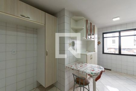 Apartamento à venda com 119m², 3 quartos e 2 vagasCozinha