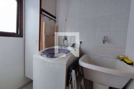 Apartamento à venda com 70m², 1 quarto e 1 vagaÁrea de Serviço