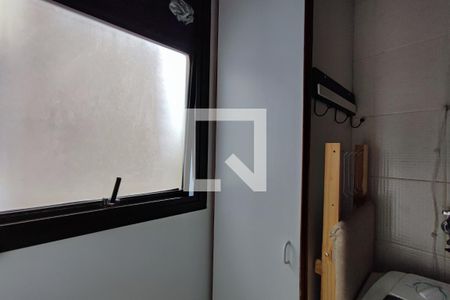 Apartamento à venda com 70m², 1 quarto e 1 vagaÁrea de Serviço