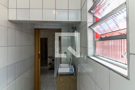 Casa à venda com 350m², 3 quartos e sem vaga Casa à venda com 350m², 3 quartos e sem vagaBanheiro