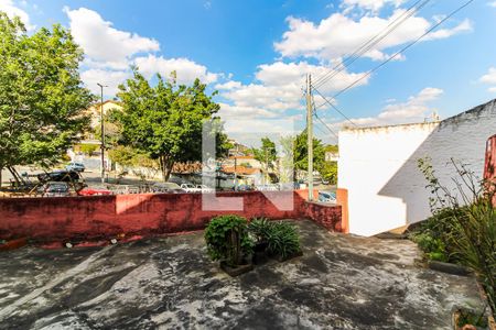 Casa à venda com 350m², 3 quartos e sem vaga Casa à venda com 350m², 3 quartos e sem vagaQuintal 2
