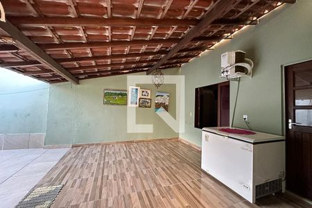 Casa à venda com 150m², 4 quartos e 3 vagasÁrea externa