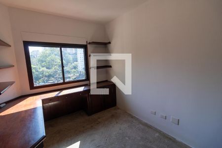 Apartamento à venda com 224m², 4 quartos e 4 vagas Apartamento à venda com 224m², 4 quartos e 4 vagasQuarto 2