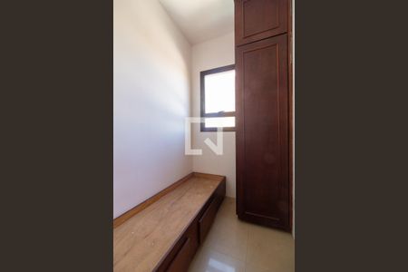 Apartamento à venda com 224m², 4 quartos e 4 vagas Apartamento à venda com 224m², 4 quartos e 4 vagasQuarto 6