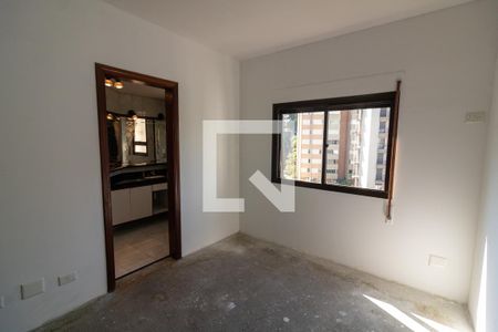 Apartamento à venda com 224m², 4 quartos e 4 vagas Apartamento à venda com 224m², 4 quartos e 4 vagasQuarto 4