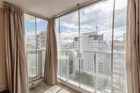 Varanda de apartamento para alugar com 3 quartos, 110m² em Cerqueira César, São Paulo