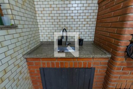 Casa à venda com 352m², 4 quartos e 6 vagas Casa à venda com 352m², 4 quartos e 6 vagasChurrasqueira