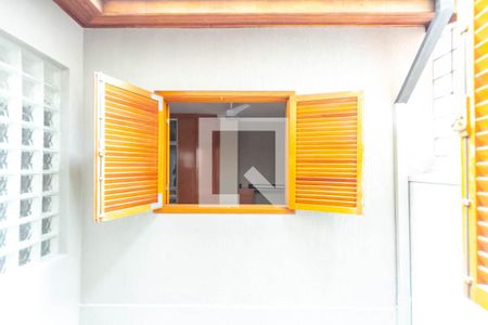 Casa à venda com 352m², 4 quartos e 6 vagas Casa à venda com 352m², 4 quartos e 6 vagasVista da Suíte 2