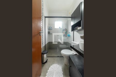 Apartamento à venda com 55m², 2 quartos e 1 vaga Apartamento à venda com 55m², 2 quartos e 1 vagaBanheiro