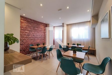 Apartamento para alugar com 35m², 2 quartos e sem vaga Apartamento para alugar com 35m², 2 quartos e sem vagaSalão de Festas