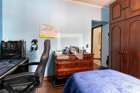 Casa à venda com 320m², 4 quartos e 2 vagas Casa à venda com 320m², 4 quartos e 2 vagasQuarto 2 - Suíte