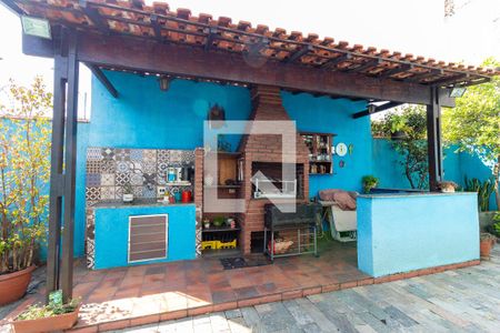 Casa à venda com 320m², 4 quartos e 2 vagas Casa à venda com 320m², 4 quartos e 2 vagasÁrea Gourmet