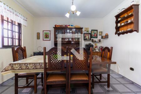 Casa à venda com 320m², 4 quartos e 2 vagas Casa à venda com 320m², 4 quartos e 2 vagasCopa