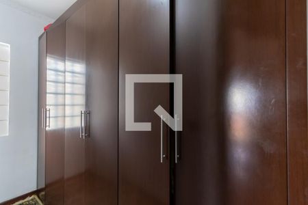 Casa à venda com 320m², 4 quartos e 2 vagas Casa à venda com 320m², 4 quartos e 2 vagasCloset da suíte 1