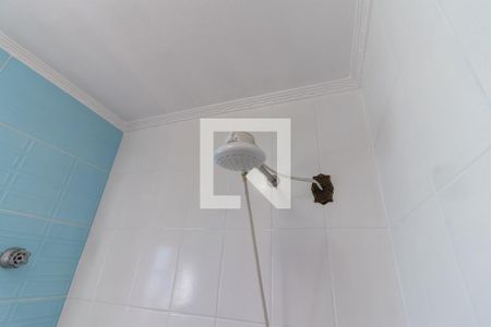 Casa à venda com 320m², 4 quartos e 2 vagas Casa à venda com 320m², 4 quartos e 2 vagasChuveiro do Banheiro 4