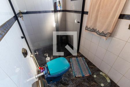 Casa à venda com 320m², 4 quartos e 2 vagas Casa à venda com 320m², 4 quartos e 2 vagasBanheiro 3