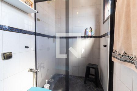 Casa à venda com 320m², 4 quartos e 2 vagas Casa à venda com 320m², 4 quartos e 2 vagasBanheiro 3