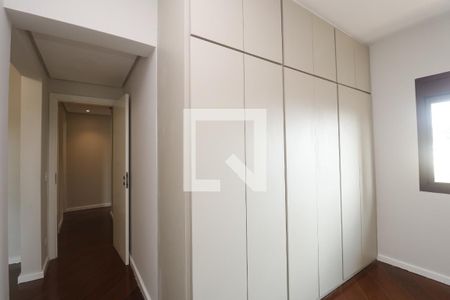 Apartamento à venda com 159m², 4 quartos e 3 vagasQuarto 3 - Suíte