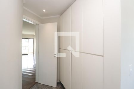 Apartamento à venda com 159m², 4 quartos e 3 vagasCozinha - Armários