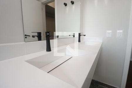 Apartamento à venda com 159m², 4 quartos e 3 vagasBanheiro da Suíte 3