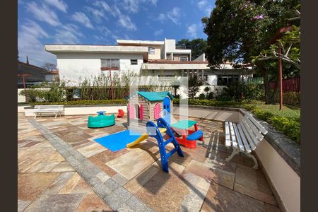 Apartamento à venda com 159m², 4 quartos e 3 vagasÁrea comum - Playground