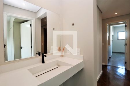 Apartamento à venda com 159m², 4 quartos e 3 vagasBanheiro da Suíte 1