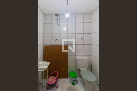 Casa à venda com 250m², 4 quartos e 4 vagas Casa à venda com 250m², 4 quartos e 4 vagasBanheiro 4 - Externo